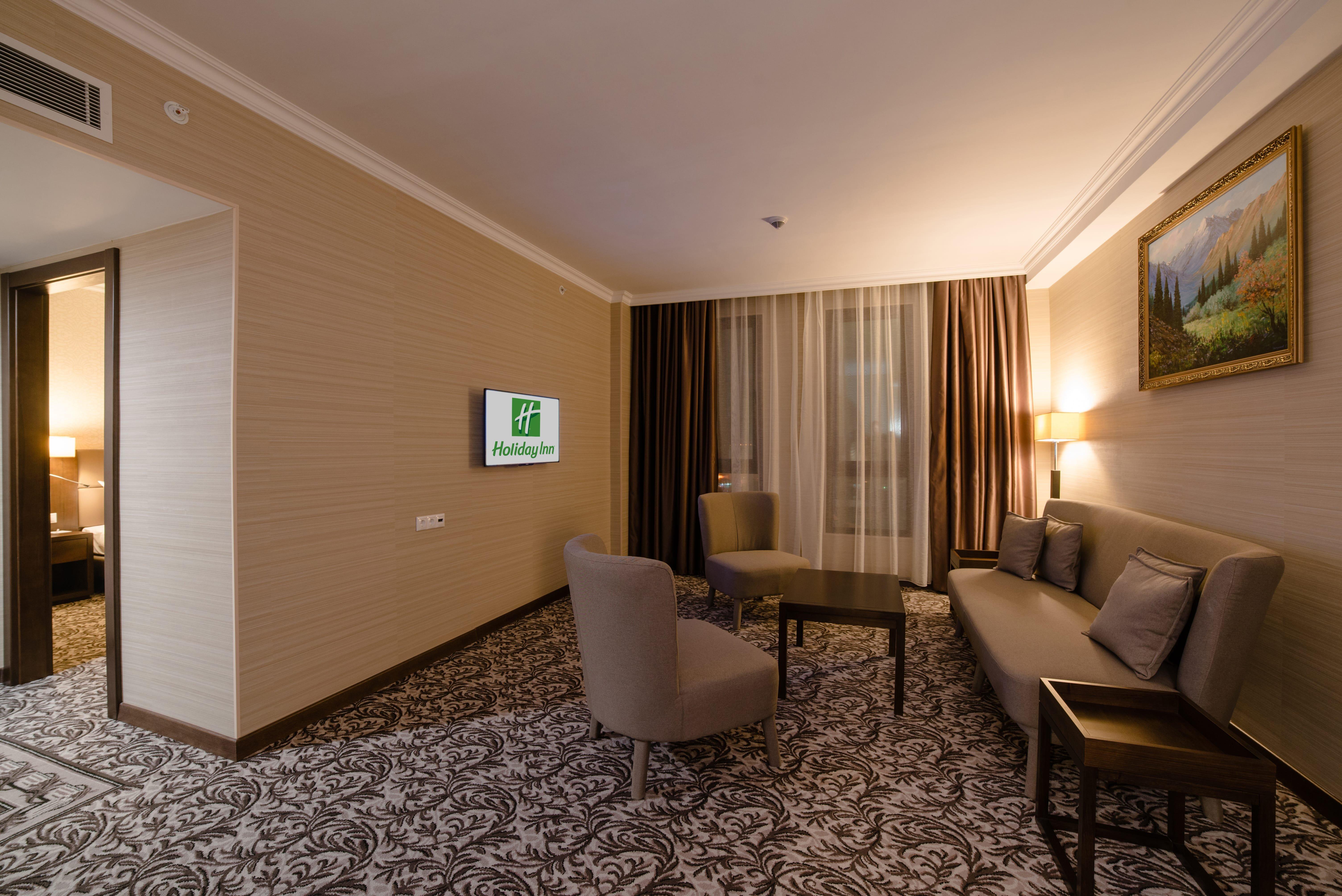 Holiday Inn Aktau By Ihg Exterior photo